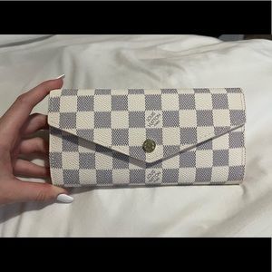 Louis Vuitton Sarah Wallet